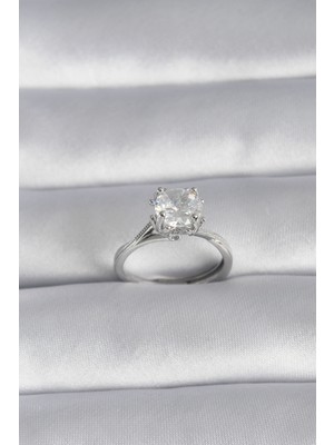 Shopzum Pirinç Gümüş Renk Zirkon Taşlı Tek Taş Model Kadın Yüzük