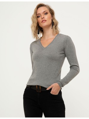 Pierre Cardin Kadın Açık Gri Slim Fit V Yaka Kazak 50210425-VR001