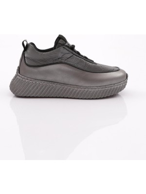 Dgn M077 Kadin Şeritli ve Bağcikli Spor Ayakkabi