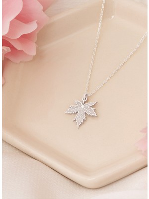 Dkmn Silver Damarlı Çınar Yaprağı Gümüş Kolye