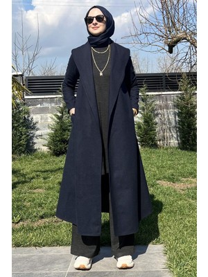 Rabia Şamlı Selin Lacivert Kaşe Kaban