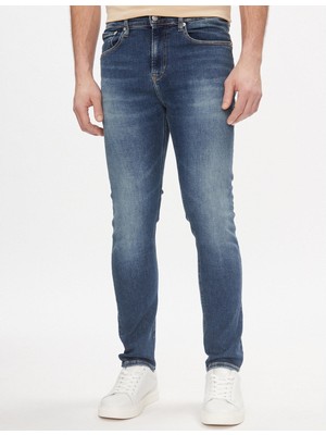 Calvin Klein Erkek Normal Belli Pamuklu Logo Desenli Mavi Jeans J30J324198-1BJ