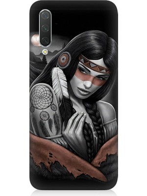 Teknomeg Xiaomi Mi 9 Lite Uyumlu Kızılldereli Kız Dreamcatcher Desenli Silikon Kılıf