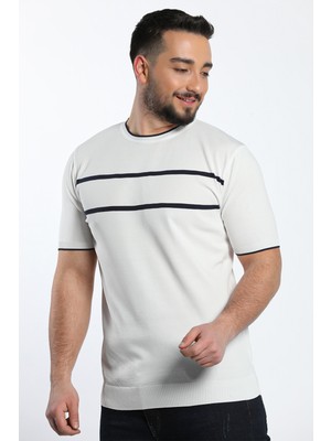 Julude Beyaz Çizgi Detaylı Bisiklet Yaka Erkek T-Shirt P-00009082