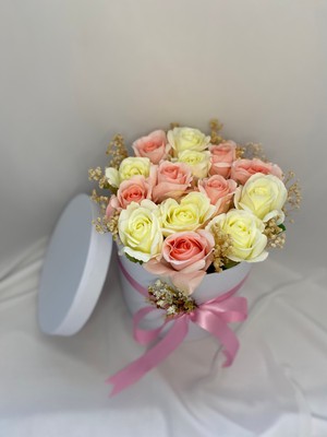 Zb Flowers İsteme çiçeği Beyaz Silindir Kutuda Kız İsteme Çiçeği Gül Söz Çiçeği Nişan Çiçeği,sevgiliyehediye