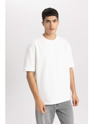 DeFacto Oversize Geniş Kalıp Bisiklet Yaka Ağır Kumaş Basic Düz Kısa Kollu Tişört B6494AX24SP