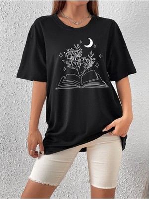Black Sokak Blacksokak Kadın Siyah Kitap Baskılı Oversize Bisiklet Yaka Tshirt