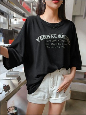 Black Sokak Kadın Siyah Vernal Baskılı Oversize Bisiklet Yaka Tshirt