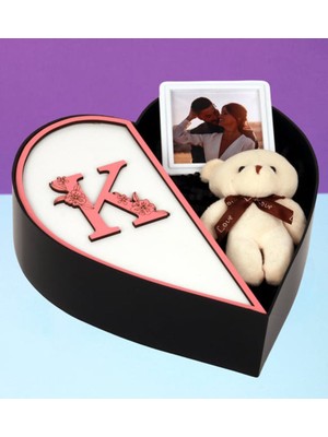 Giftstime Kişiye Özel Baş Harf Tasarımlı Kalp Kutu ve Peluş Ayıcık Anahtarlık Çerçeve Sevgiliye Özel