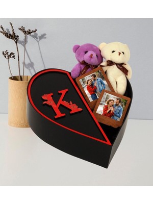 Giftstime Kişiye Özel Baş Harf Tasarımlı Kalp Kutu ve Çift Peluş Ayıcık Anahtarlık Çerçeve
