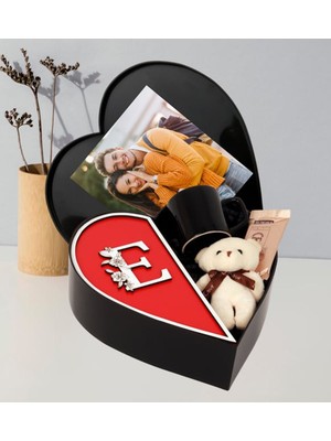 Giftstime Kişiye Özel Baş Harf Tasarımlı Kalp Kutu ve Peluş Ayıcık Anahtarlık ve Siyah Türk Kahvesi Fincanı