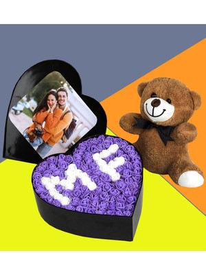 Giftstime Fotoğraflı Çift Harfli New Kalp Kutu Çiçek Sevimli Peluş Ayıcık Sevgiliye Özel