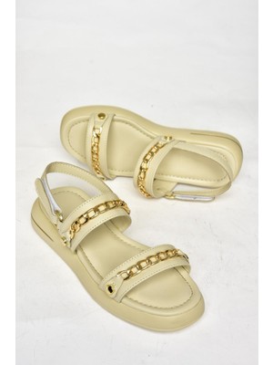 Fox Shoes S518105609 Bej Gold Zincir Detaylı Kadın Sandalet