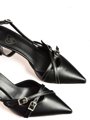 Fox Shoes S654071909 Siyah Kısa Topuklu Kadın Ayakkabı