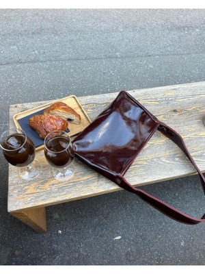 Tekno Trust Düz Koyu Bordo Orta Boy Rugan Kadın Omuz Çantası Casual/günlük Organik Organik Orta Boy Bordo Suni