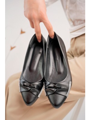 Bulutmod BA04251 Kadın Taşlı Büyük Numara Günlük Babet Ayakkabı - Siyah Deri - 36