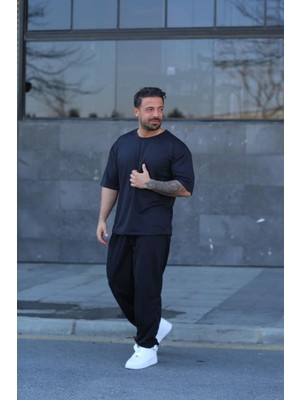 Yakamel Erkek T-Shirt Ve Pijama Altı Takım