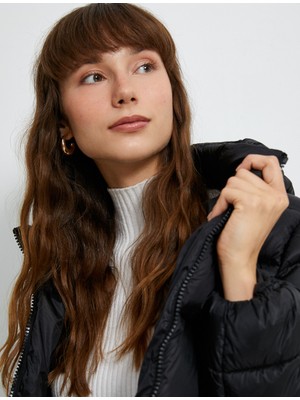 Koton Şişme Mont Kapüşonlu Fermuarlı Cep Detaylı