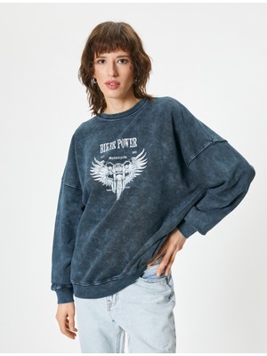 Koton Oversize Sweatshirt Bisiklet Yaka Soluk Efektli Baskılı