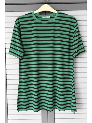SFG Life Moda Kadın Bisiklet Yaka ve Kolu Duble Kol Eteği Yırtmaçlı Çizgili T-shirt Tunik