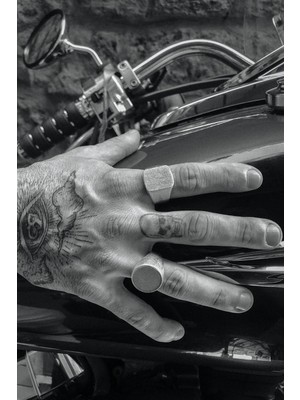 CAPO By Aytaç Yamaç Erkek 2'li Ayarlanabilir Yuvarlak Kare Eskitme Mühür Yüzük Set