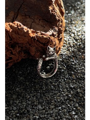 CAPO By Aytaç Yamaç Kedi Figürlü Ayarlanabilir Eskitme Gümüş Kaplama Yüzük