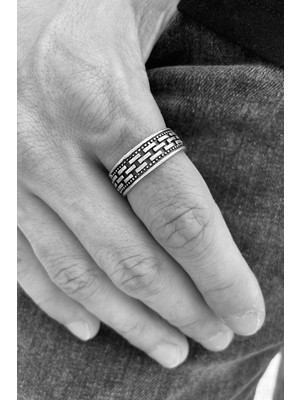 CAPO By Aytaç Yamaç Sıralı Figürlü Alyans Modeli Ayarlanabilir Eskitme Gümüş Kaplama Yüzük