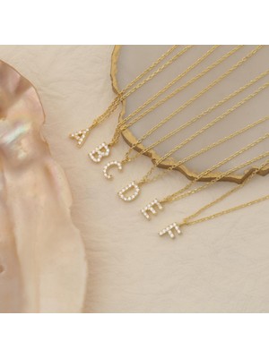 Nox Jewelry 14 Ayar Mikron Altın Kaplama Taşlı Baş Harf Gümüş Kolye – Minimal Işıltılı Alfabe Kolye - CNS00171
