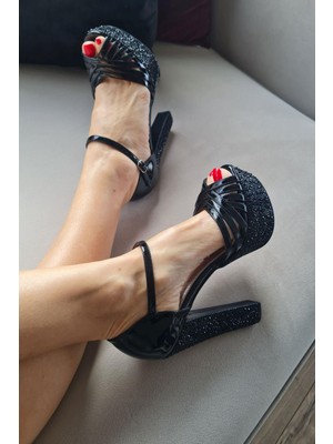 Topukla 135 4932 Topukla Kadın Platform ve Topuk Taşlı Ayna Abiye Ayakkabı