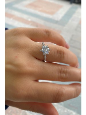 Erer Gümüş Gümüş Lotus Çiçeği Tek Taş Yüzük