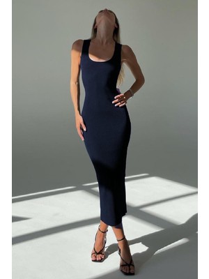 Madmext Lacivert Kare Yaka Uzun Yırtmaçlı Elbise MG1828