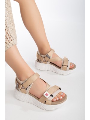 Sandal Spor Kadın Dolgu Topuk Cırtlı Günlük Spor Sandalet SS001-0178 Bej