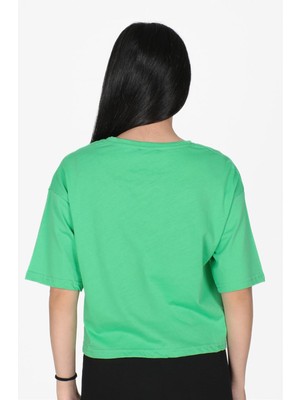 Nurneva Çiçek Baskılı Crop Model Tshirt Yeşil