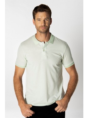 Tudors Erkek Slim Fit Dar Kesim Düz Pike Yeşil Polo Yaka Tişört