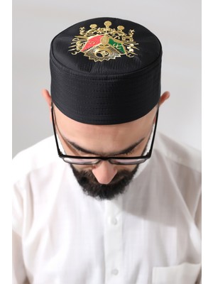 İhvan Siyah Kapitone Osmanlı Arma Nakışlı Kalıp Namaz Takkesi