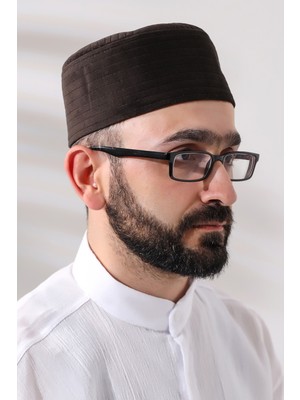 İhvan Kahverengi Kapitone Desenli Kadife Kalıp Namaz Takkesi