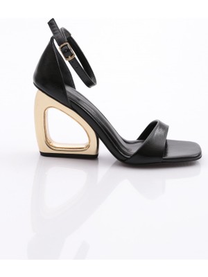 Dgn 2427 Kadin Topuğu Delik Abiye Ayakkabi