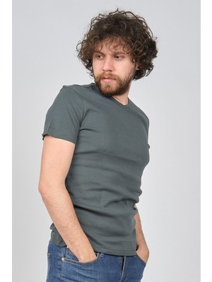 Qwerty T-Shirt W23594 V Yaka Düz Ribana