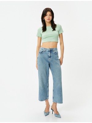 Koton Crop Tişört Bisiklet Yaka Kısa Kollu Slim Fit