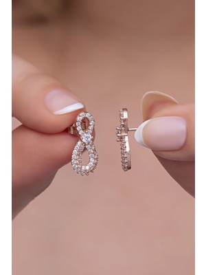 Nereze 925 Ayar Gümüş Tektaş Tasarım Sonsuzluk Model Küpe