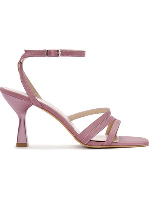 Derimod Kadın Pembe Bilekten Bantlı Topuklu Sandalet