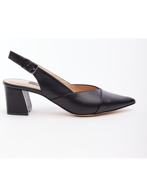 Derinet Kadın  Deri Kısa Topuklu Ayakkabı