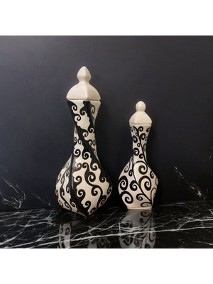 Handmade Çini Seramik 2'li Set Takım Siyah Beyaz Burgu Vazolar