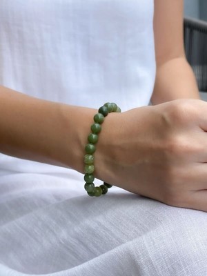 The Magic of Healing Yeşim Taşı Bileklik