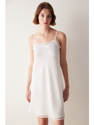 Penti Bridal Dantel Lacy Beyaz Gecelik