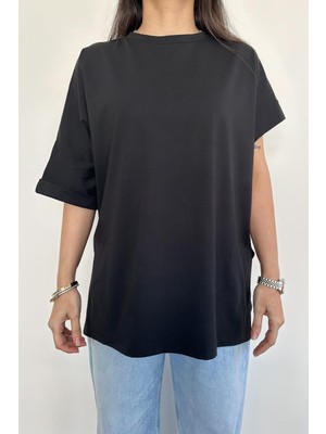 Misigo Kolu Katlamalı Oversize Bisiklet Yaka T-Shirt Siyah