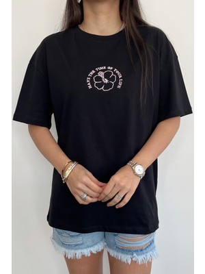 Misigo Flower Nakışlı T-Shirt Siyah