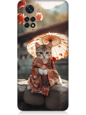 Teknomeg Xiaomi Redmi Note 11 Uyumlu Geyşa Kıyafetli Kedi Desenli Silikon Kılıf