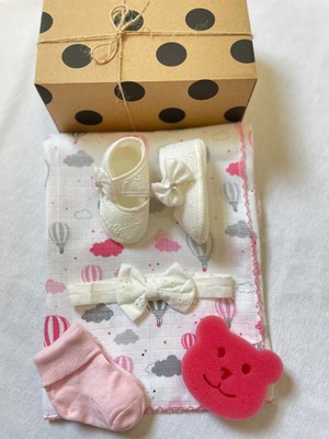 Masal Baby Kids Kız Bebek Fistolu Bandanalı Patik & 80X90 cm Müslin Battaniye / Kız Bebek Hediyelik / Mevlit Patiği