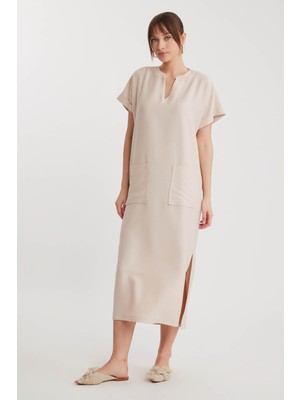 Vitrin Yanları Yırtmaçlı Çift Cep Elbise